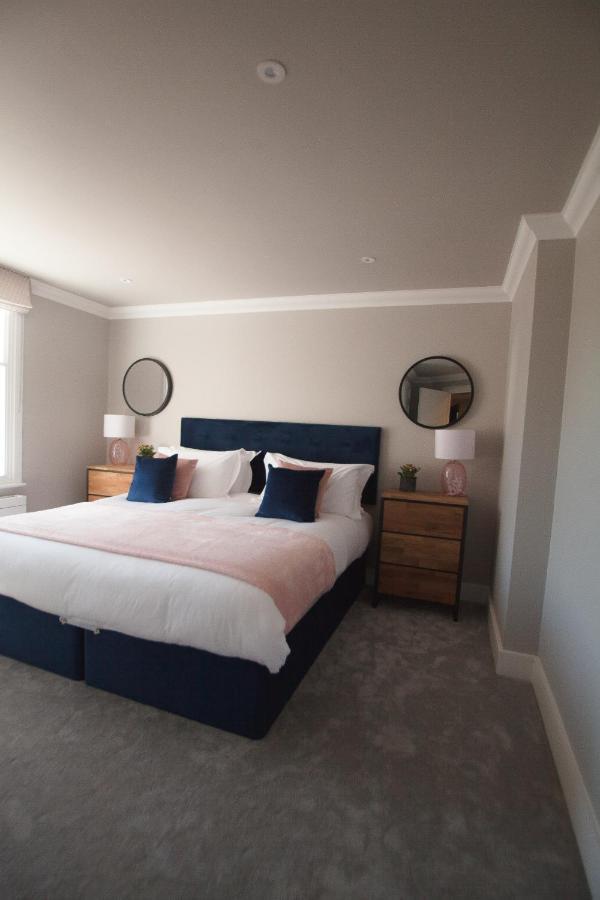 10 Bootham House - Luxury City Centre Apartment With Free Parking For One Car 요크 외부 사진