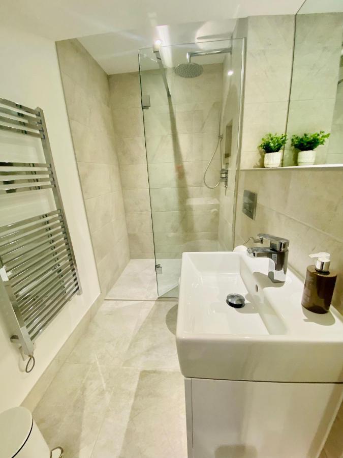 10 Bootham House - Luxury City Centre Apartment With Free Parking For One Car 요크 외부 사진